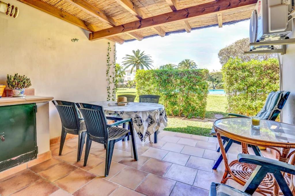 La Isla Casa Barnaby Villa Platja de Larenal Exterior foto